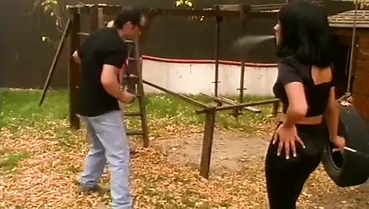 Açık havada meme yalama üçlü seks - amcık geniş açılıyor