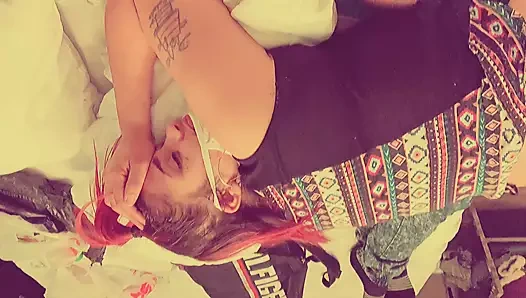 Amatör oral seks sağladım derin içinde ona boğaz