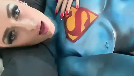 Süper kız pawg üvey babasının sert büyük zenci fışkırtıyor
