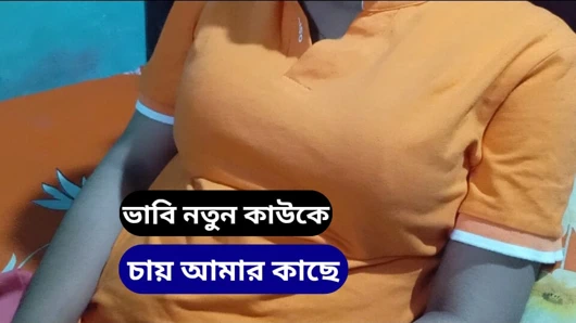 Yeni evli evli kadın kocası aldatıldığında başka bir adamın tadını çıkarıyor