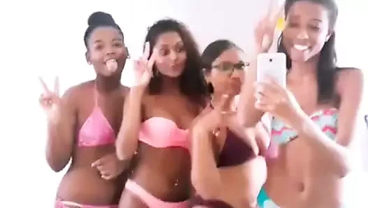 Valoune ek so ban kamera pitin