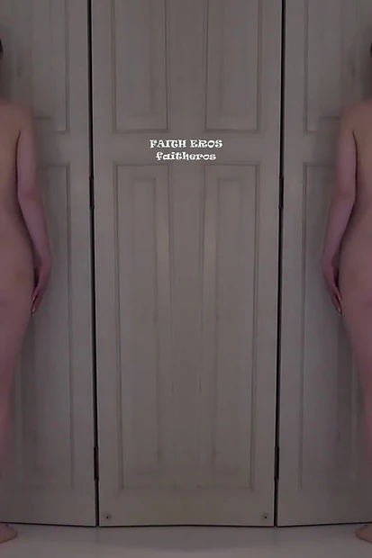 Девушка с красивыми икры