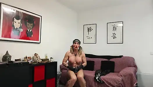 Kölem hak ettiğini alıyor.