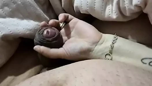 Üvey anne tiktok'ta kaydırma yaparken üvey oğlunun yarağıyla oynuyor