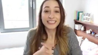 Küçük bir penisi vardı