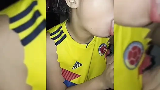 Kız arkadaşım sulu sakso çekiyor