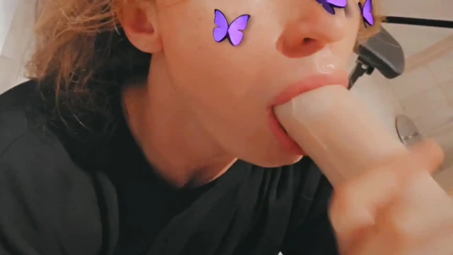 Kadın kılıklı kadın kılıklı oyuncak oyunu - yaramaz ve dağınık azdırma