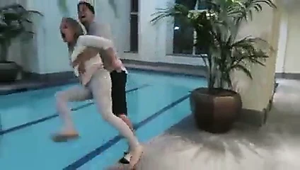 Pvp jeana iki kez havuza atılıyor