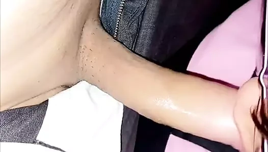 Sonunda hayalini gerçekleştirdi! eski üvey babam için tükürük ile derin oral seks