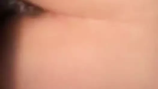 Şişman götlü beyaz kız siyah yarağı alıyor