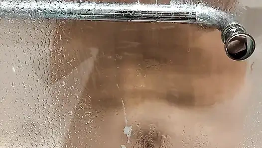 Büyük memeli üvey kız kardeş