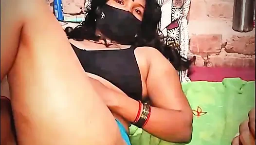 Desi bhavi tam çıplak sikişiyor zengin latin üvey kız kardeşime tüm zengin sütünü götünden verene kadar güzel bir sikişiyorum