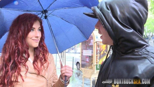 Güzel shona nehri mankenlik kariyerine başlıyor