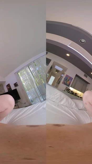 Эмоциональный момент от "VRCosplayx Мелодия отмечает, как Julissa является твоей первой без веской памяти после вашего несчастного случая"