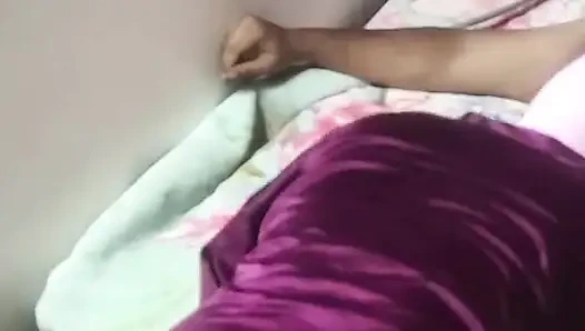 Orgazm kız Arap 18 yaşında
