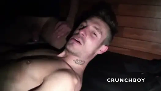 Twink üvey baba üst düzey usta tarafından xxl yarakla sikiliyor