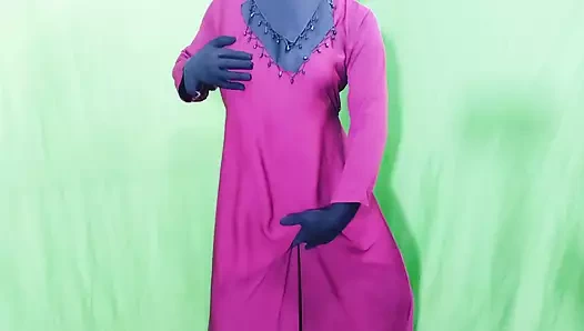 Hintli güzel ev hanımı - net Hintçe ses