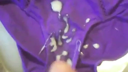 tekrar arkadaşlarım külot üzerinde boşalmak zorunda