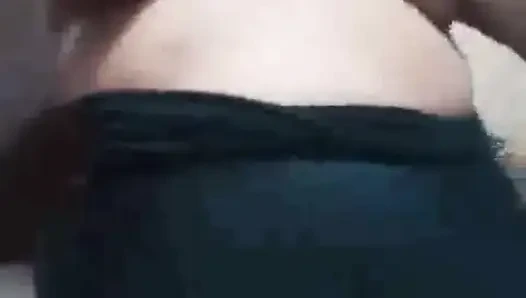 Gel benimle şehvetli ve canlı bir dans et