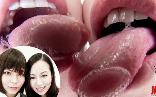 Şehvetli öpücükler: rei ve momo'nun daveti