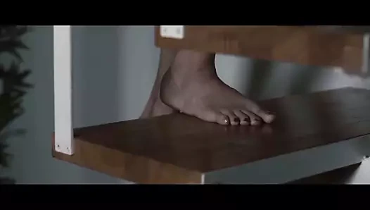 Kızlar anne bizi seks yaparken izliyor