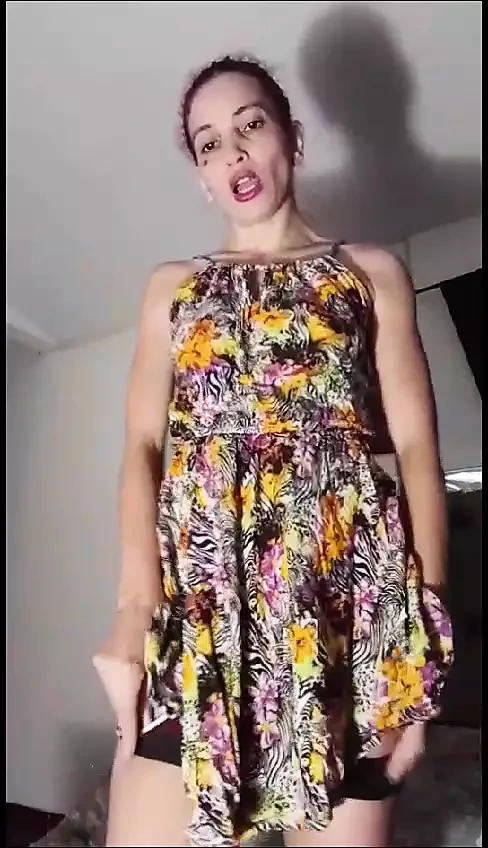 Elimi deliklerimin içine sokmak istiyorum