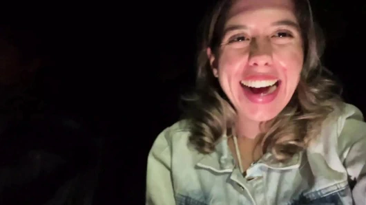 Şanslı adam Scarlett Taylor ve Naomi ile üçlü seks yapıyor