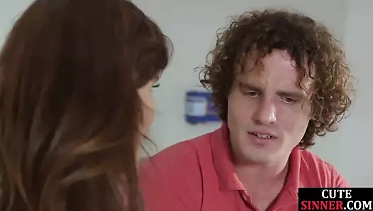 Bigtitted üvey berbat horoz içinde ona ofis