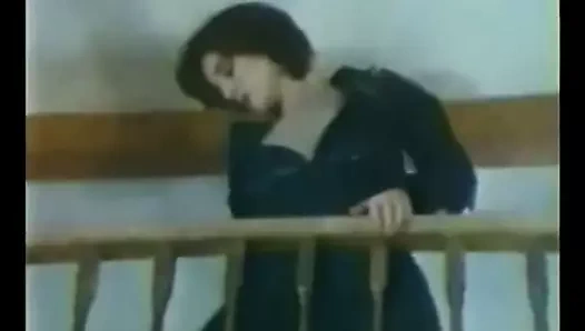 JOLIE PATRONNE ENCULE SA FEMME DE MENAGE