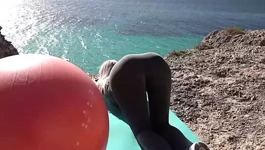 Blonde am Strand weggebumst !