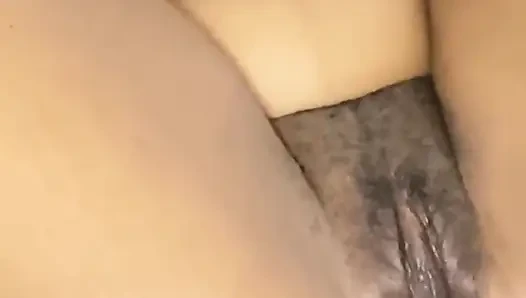 Sikiş makinesiyle amımı sikiyorum sert boşalıyor
