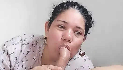 Olgun derin gırtlak emiyor