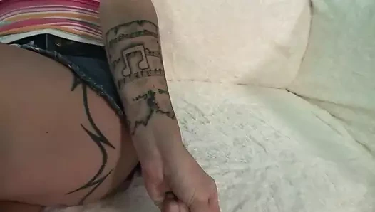 Esmer tatlı gets ona delik gergin tarafından siyah dong