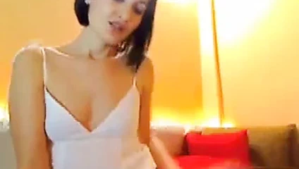 Preggo kız dans kamerası küçük yumru