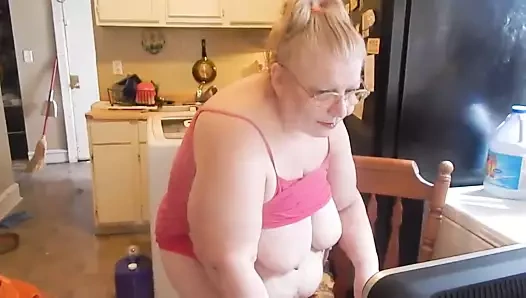 mutfakta kamera şovu