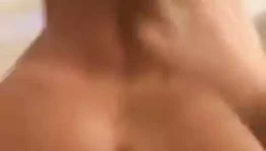 Ahh. bebeğim..seni seviyorum..