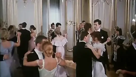 Hairy vintage pussy licking anal penetrated in the Budapest castle