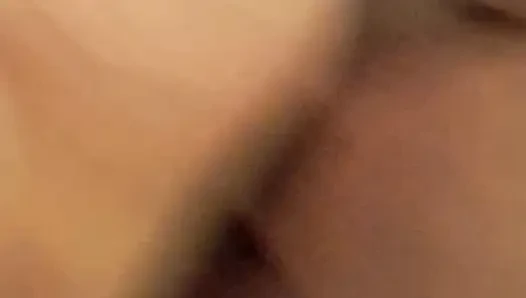 Seksi olgun ateşli iri güzel kadın orta yaşlı seksi ev hanımı ve kocası yalıyor ve sikişiyor