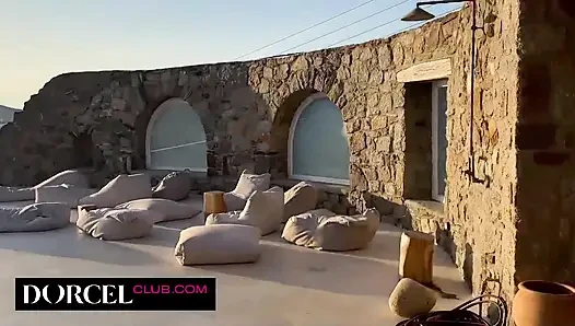 Mykonos'ta grup seks