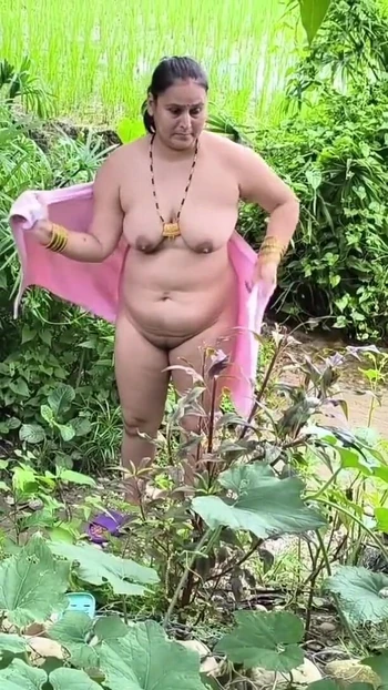 Сногсшибательный момент из "Mangal May Jungle"