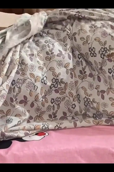 Ateşli üvey anne her gece üvey oğluyla seks yapıyor