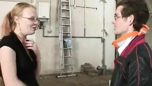 Gözlüklü kızla Hollandalı aşk hikayesi