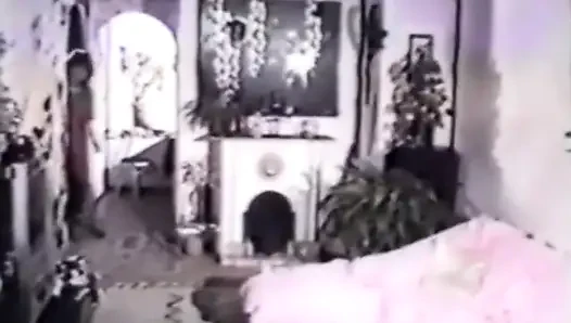 Gençler aşırı 6 - tombul kızlar doyumsuz! (1988)