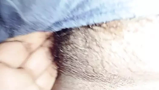 Hintli hizmetçi - Hintçe ses