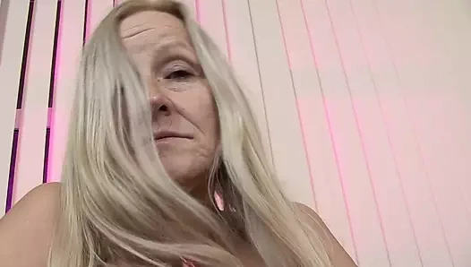 Olgun anneler genç yarak istiyor