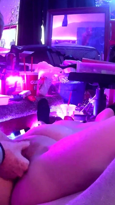 İyi parmakla başlangıç misyoner sikişi