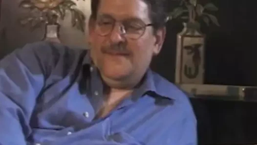 iki siyah musluklar için sarışın karıcık