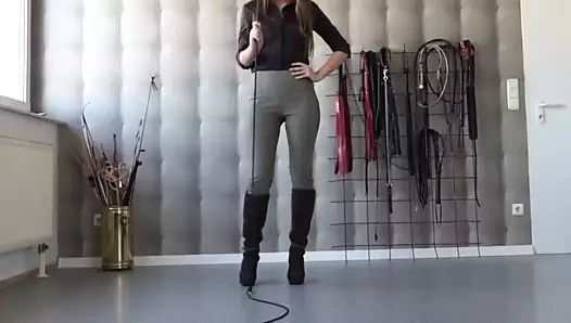 Kıçınız için harika bir kırbaç.