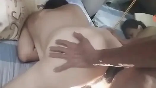 Diğer karımın ıslak amcığını yeme bölüm 2