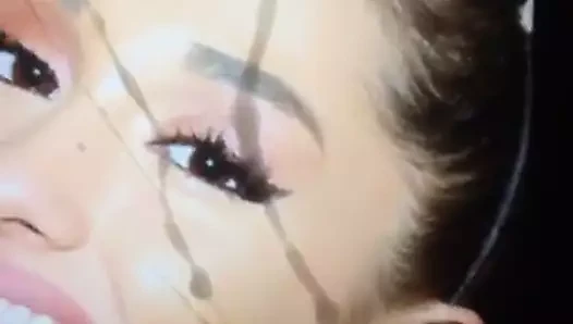 Ariana grande boşalma anısına 04